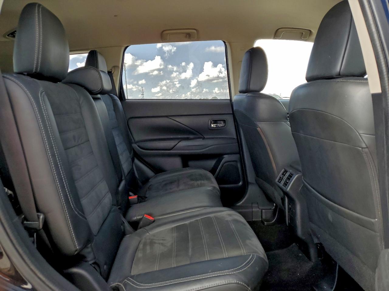 2019 Mitsubishi Outlander Se VIN: JA4AD3A37KZ046291 Lot: 94405675