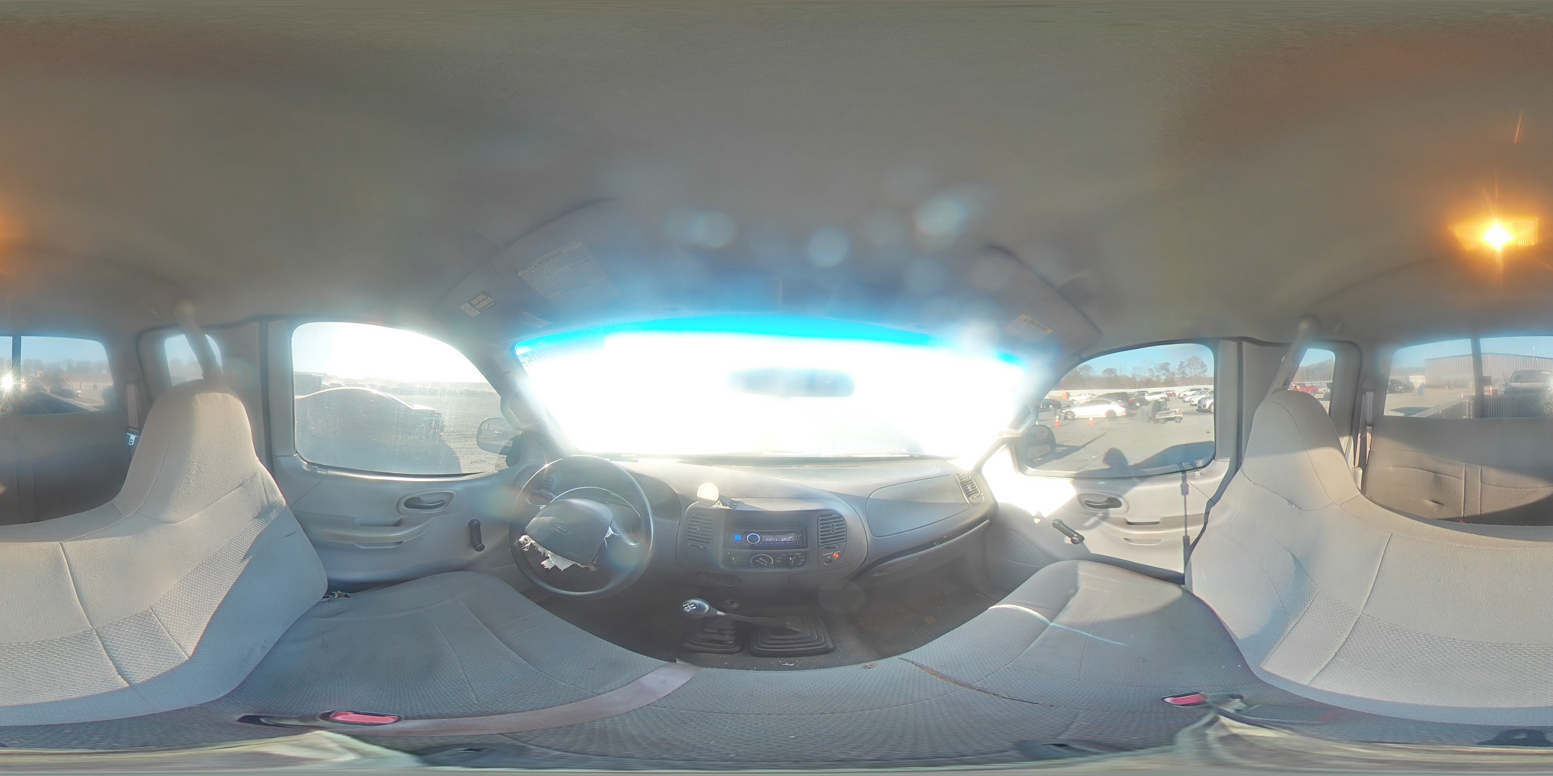 2000 Ford F150 VIN: 1FTRX18W8YNA19086 Lot: 92703395