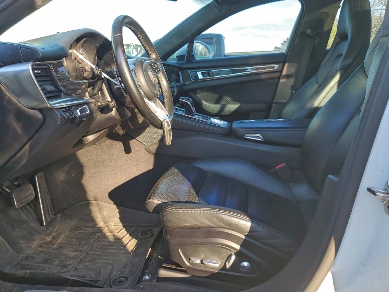 2017 Porsche Panamera Turbo VIN: WP0AF2A77HL151311 Lot: 93872095