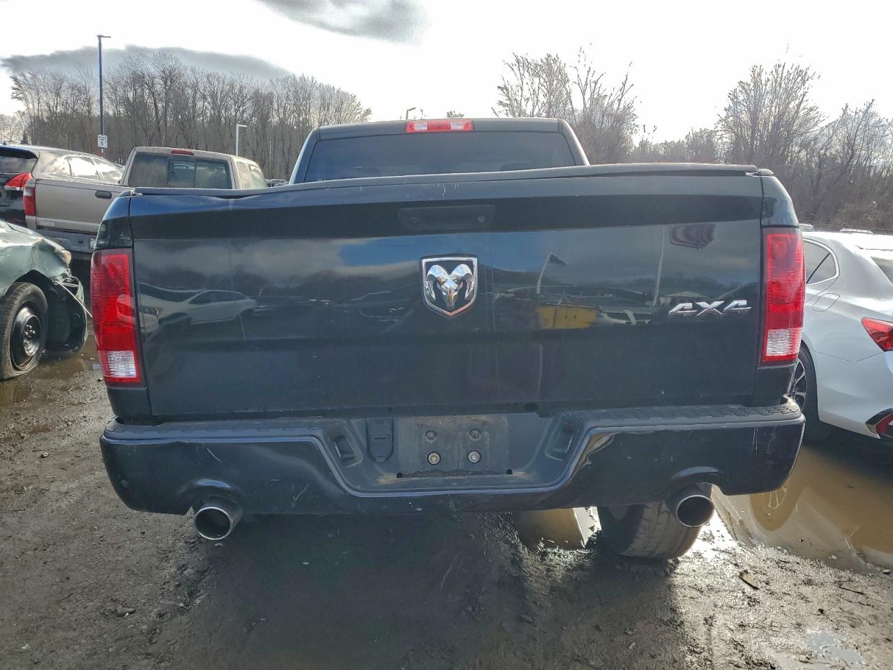 2017 Ram 1500 St VIN: 3C6JR7AT3HG523586 Lot: 94107005