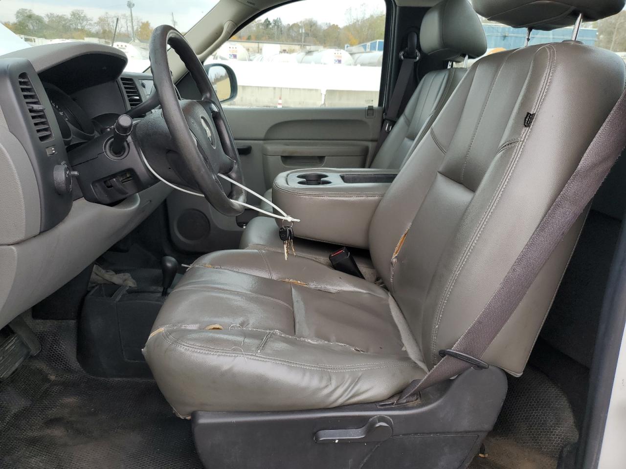 2011 Chevrolet Silverado K1500 VIN: 1GCNKPEA2BZ411960 Lot: 91565245