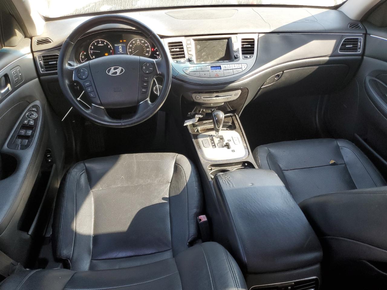 2012 Hyundai Genesis 3.8L VIN: KMHGC4DD4CU154360 Lot: 93102255