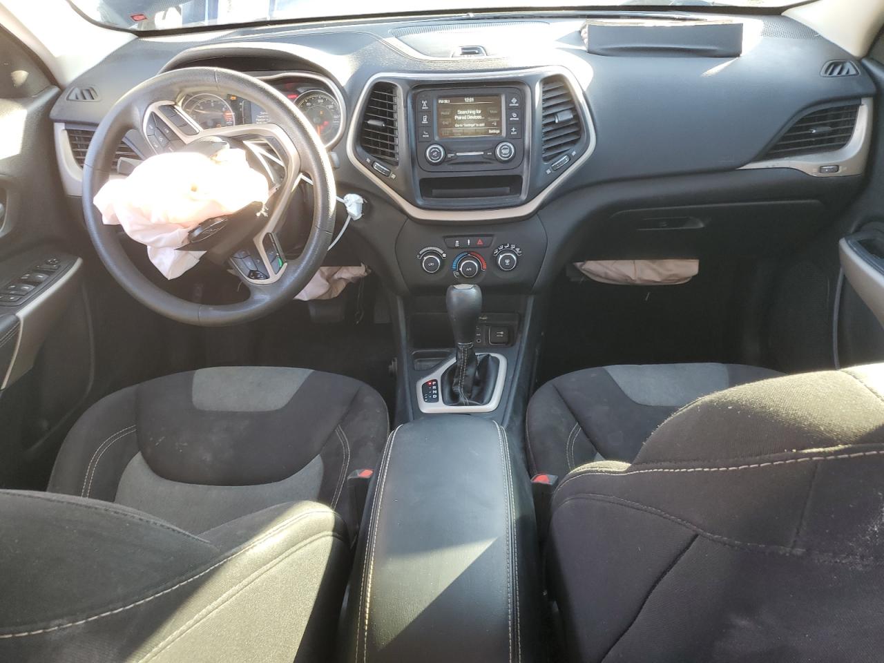 2018 Jeep Cherokee Latitude VIN: 1C4PJLCB2JD605822 Lot: 91884335