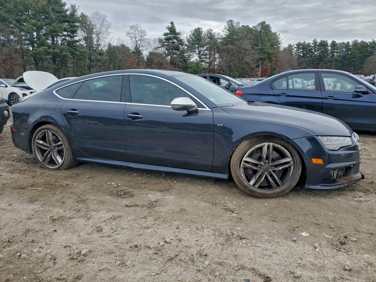 Фото: WAUW2AFC4GN011184