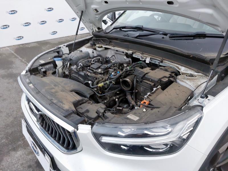 2020 VOLVO XC40 2.0 B4P INSCRIPTION 5DR AWD AUTO