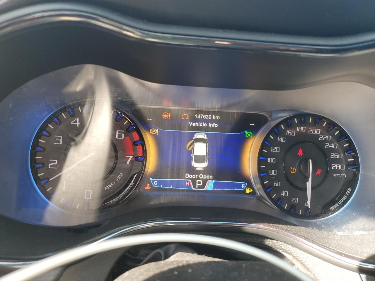 2015 Chrysler 200 S VIN: 1C3CCCBB1FN506571 Lot: 90295345