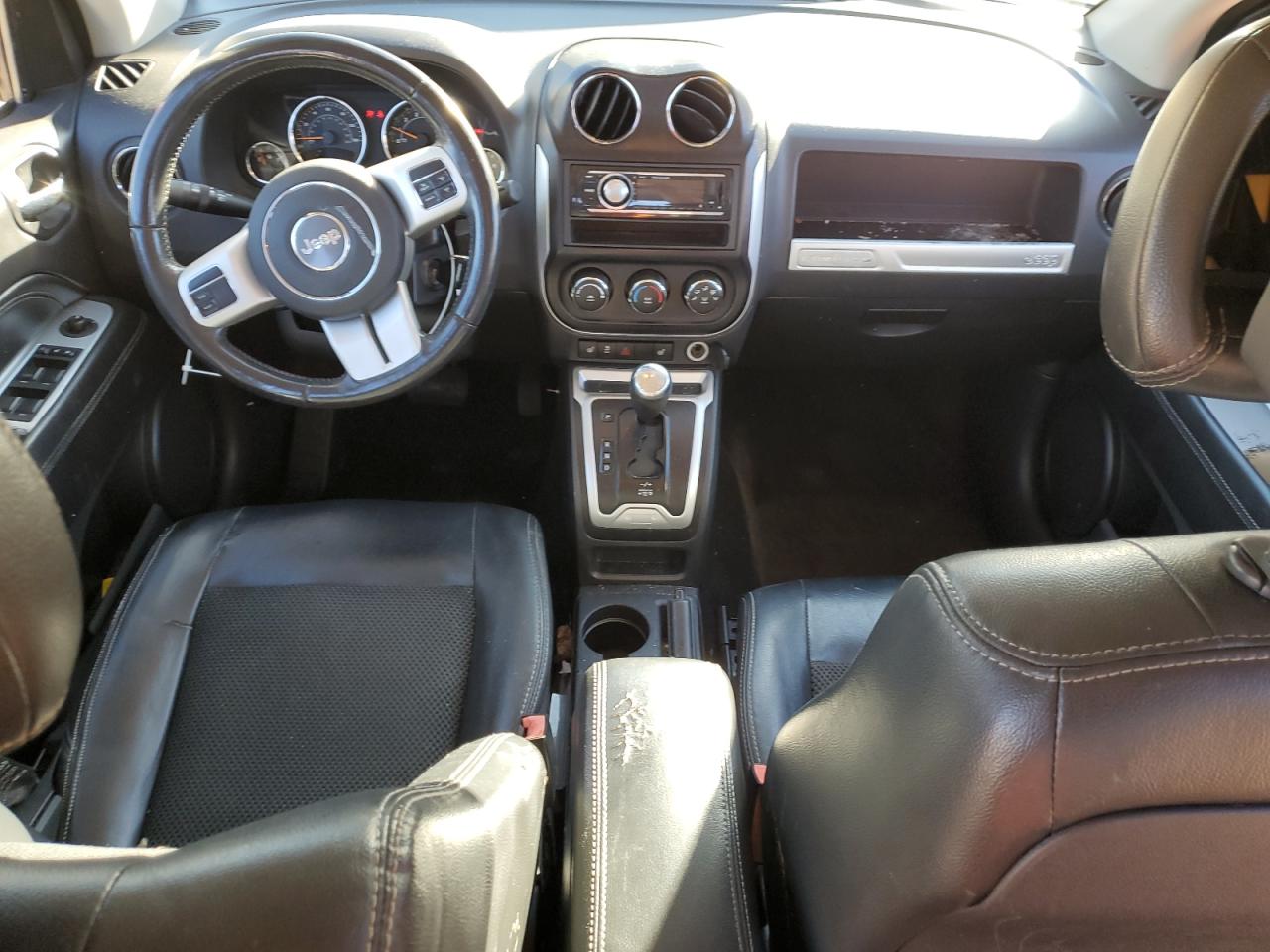 2016 Jeep Compass Latitude VIN: 1C4NJCEB1GD599878 Lot: 92925545