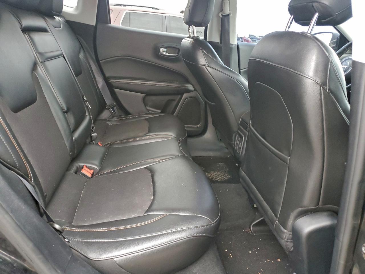 2018 Jeep Compass Latitude VIN: 3C4NJDBB7JT261610 Lot: 94028815