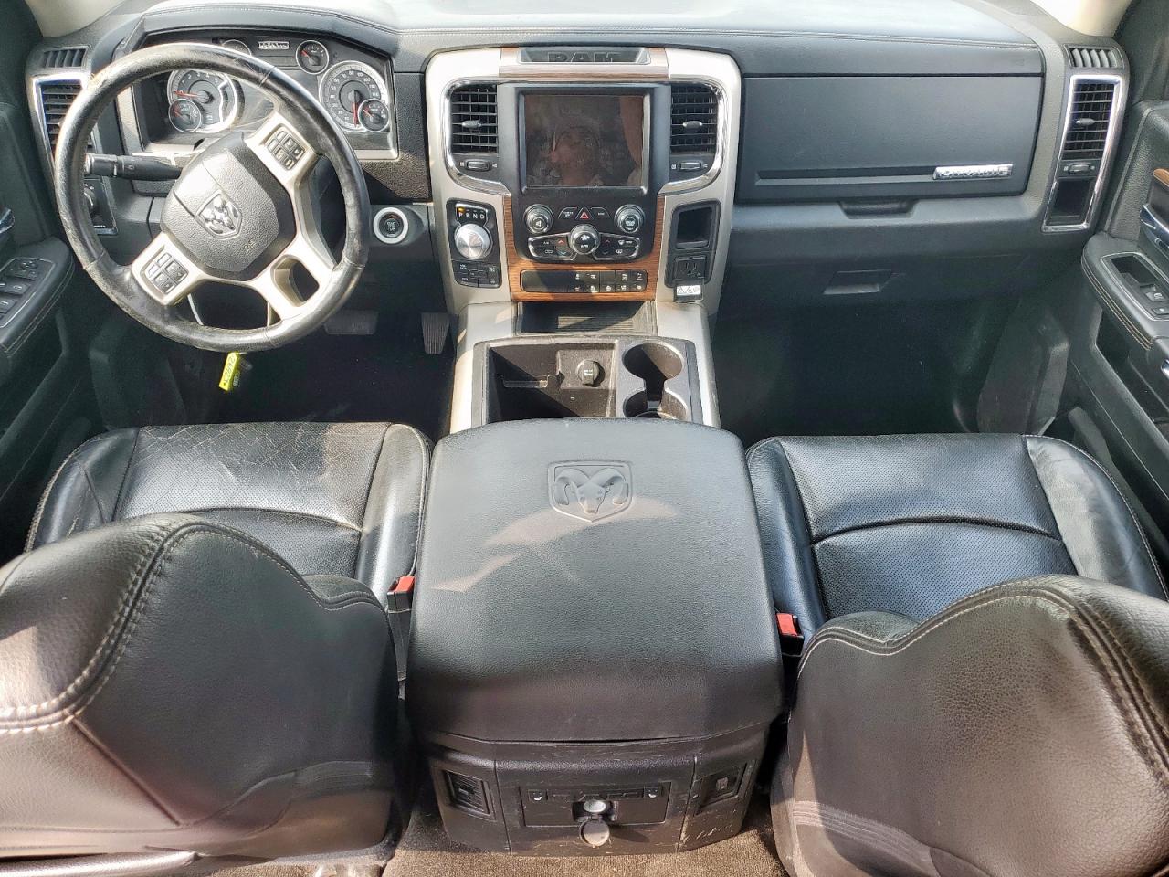 2015 Ram 1500 Laramie VIN: 1C6RR7NM5FS678989 Lot: 93423765