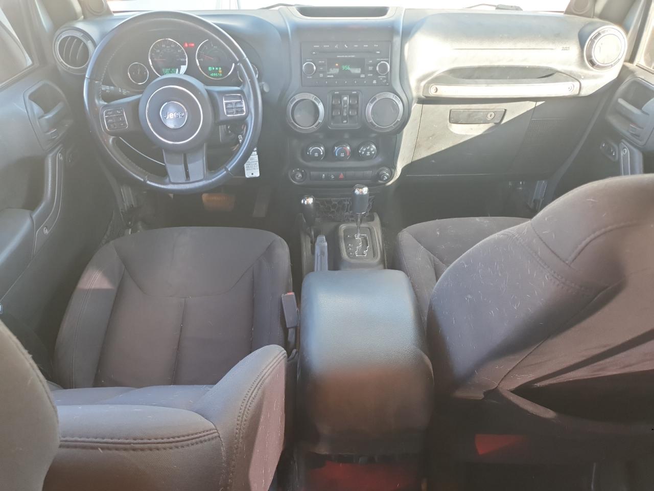 2013 Jeep Wrangler Unlimited Sport VIN: 1C4HJWDG3DL553935 Lot: 93301395