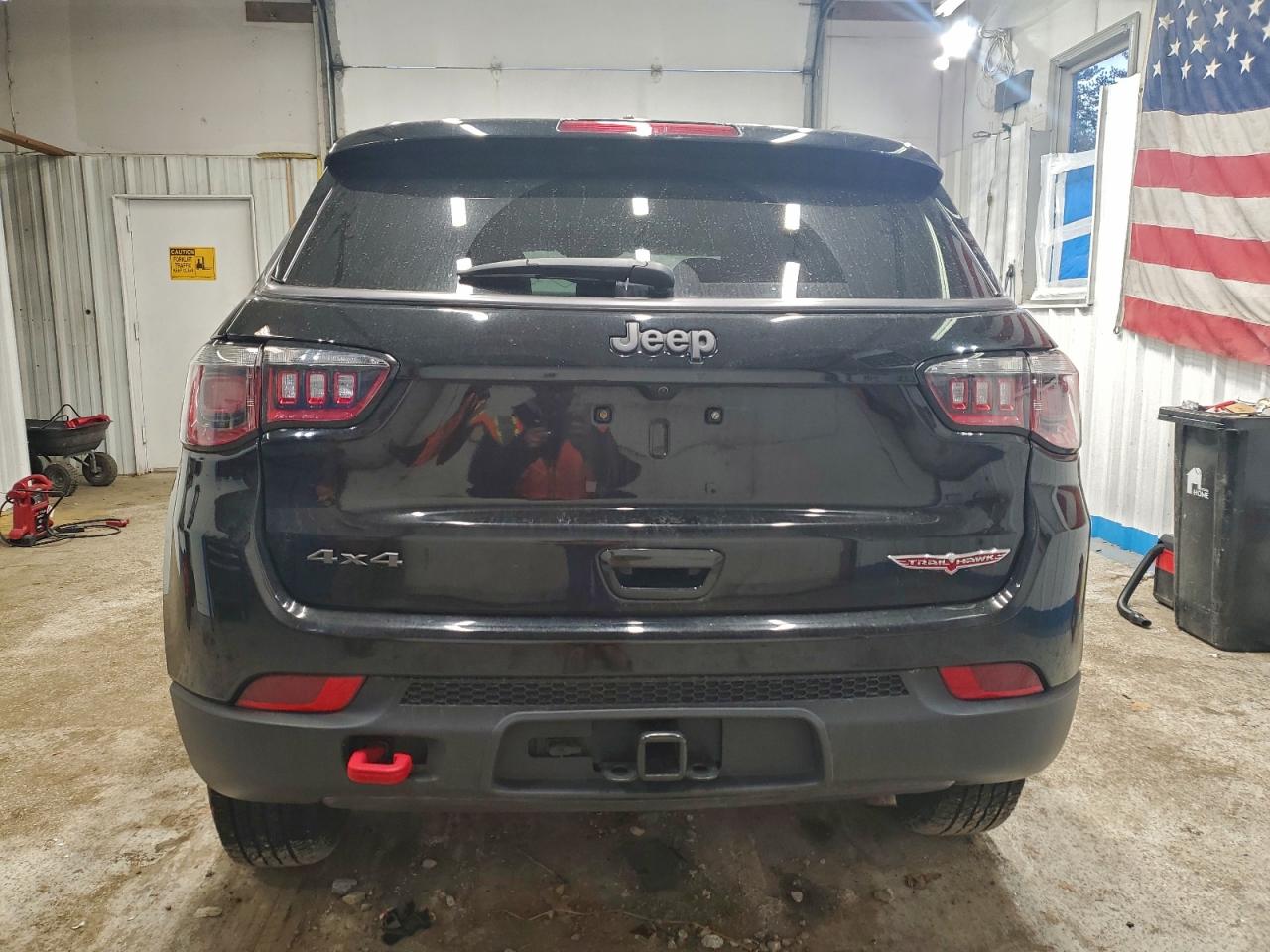 2018 Jeep Compass Trailhawk VIN: 3C4NJDDB8JT457715 Lot: 93713185