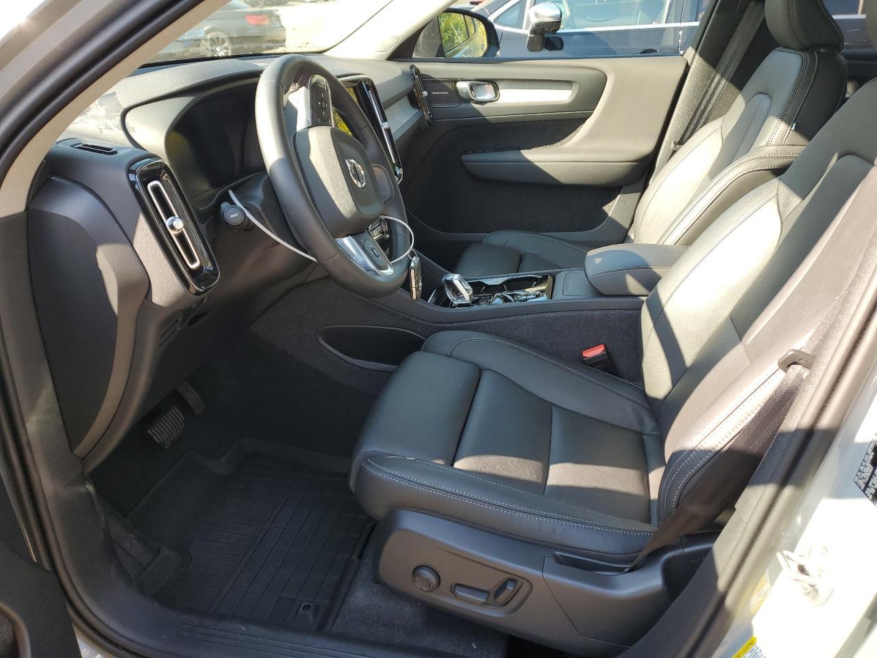 2024 Volvo Xc40 Plus VIN: YV4L12UL1R2379678 Lot: 92469875