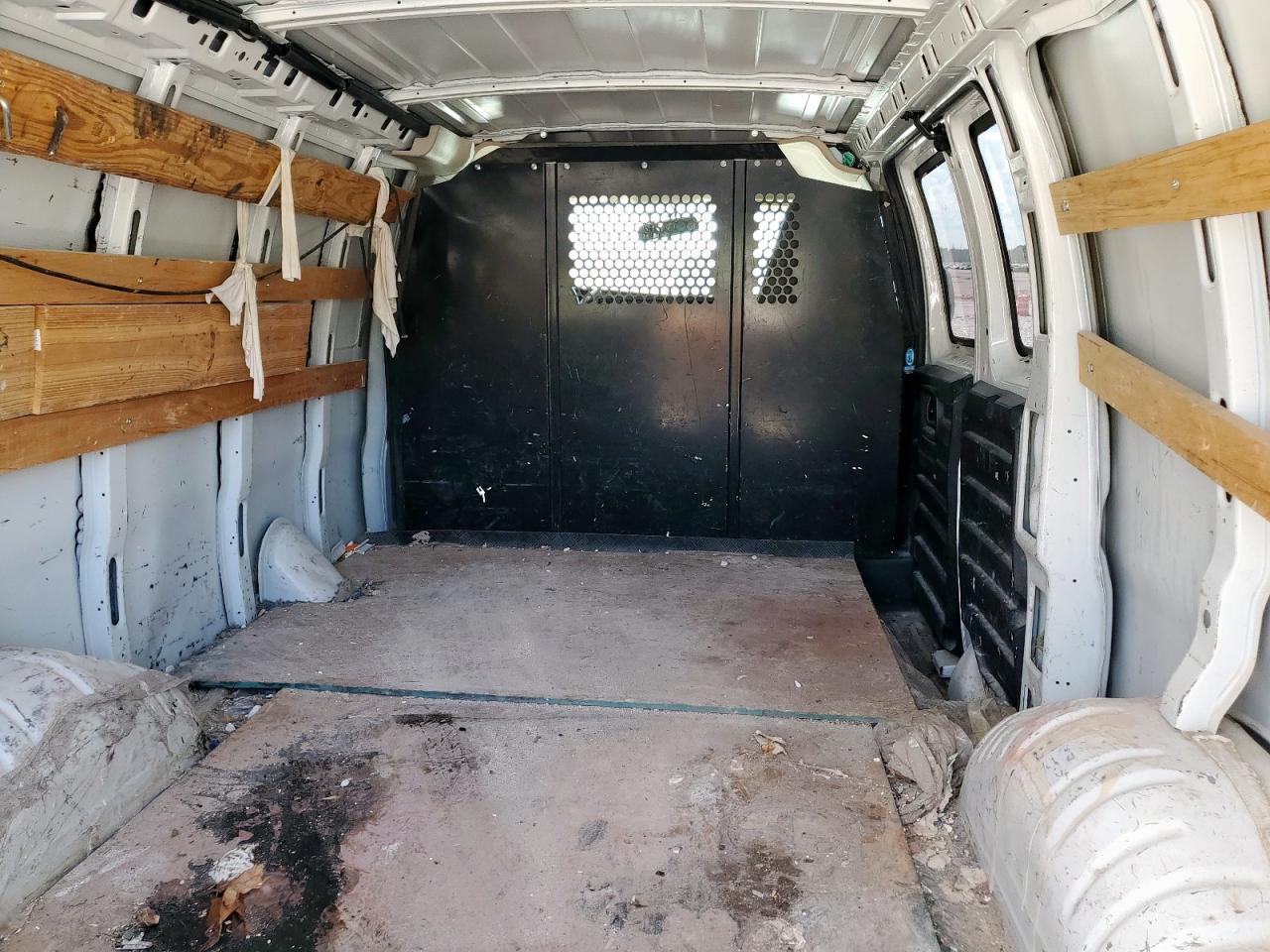 2021 Chevrolet Express Cargo 2500 1 VIN: 1GCWGAF72M1194434 Lot: 92620845