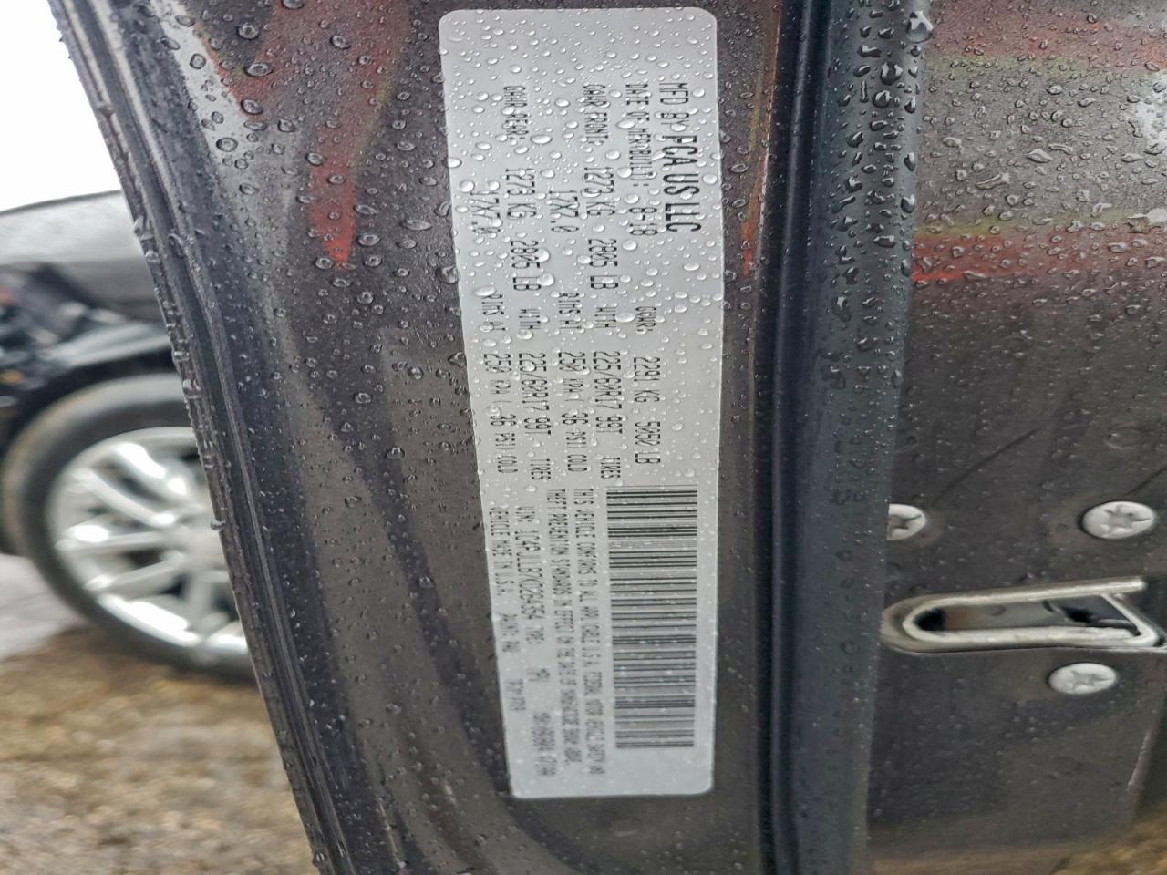 2019 Jeep Cherokee Latitude Plus VIN: 1C4PJLLB7KD264354 Lot: 94225675