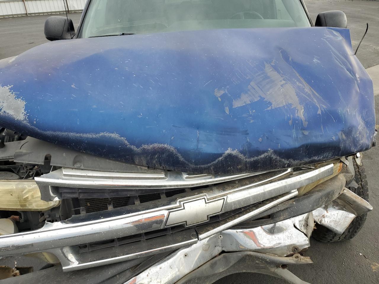 2002 Chevrolet Tahoe C1500 VIN: 1GNEC13VX2J305911 Lot: 92505465