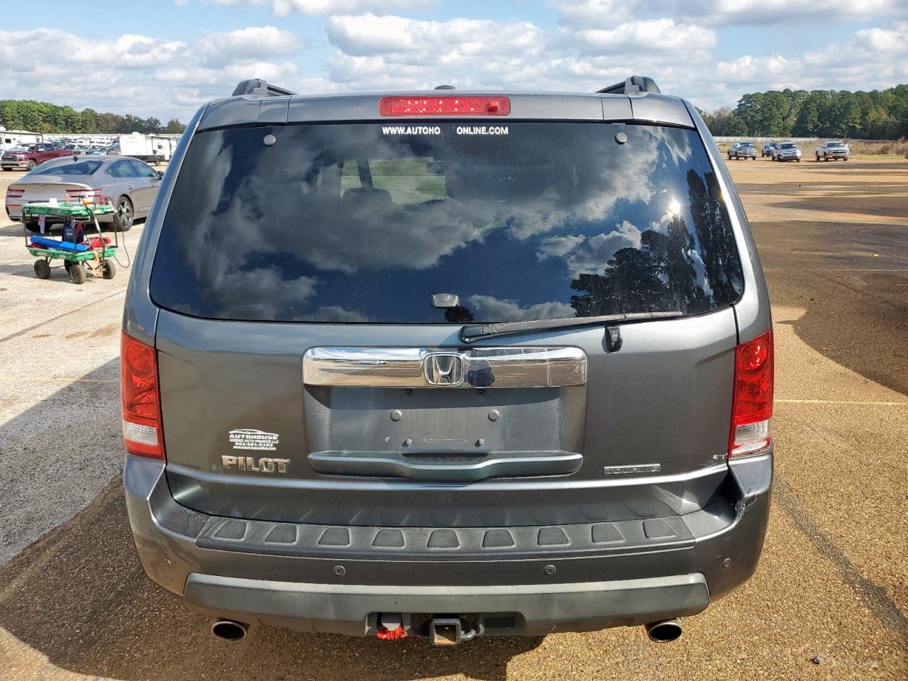 2011 Honda Pilot Touring VIN: 5FNYF3H91BB001992 Lot: 91784295