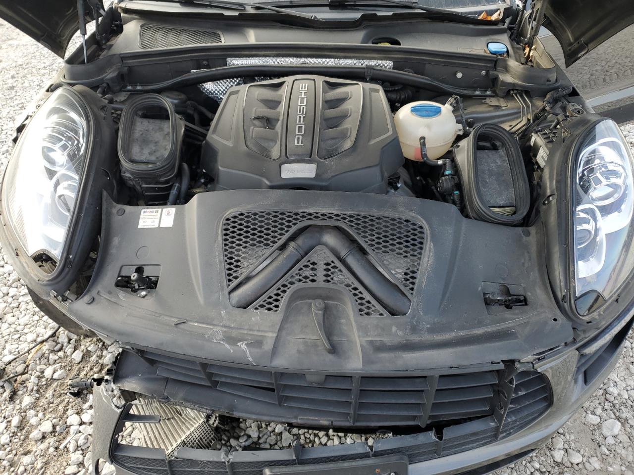 2018 Porsche Macan S VIN: WP1AB2A51JLB37242 Lot: 92628285