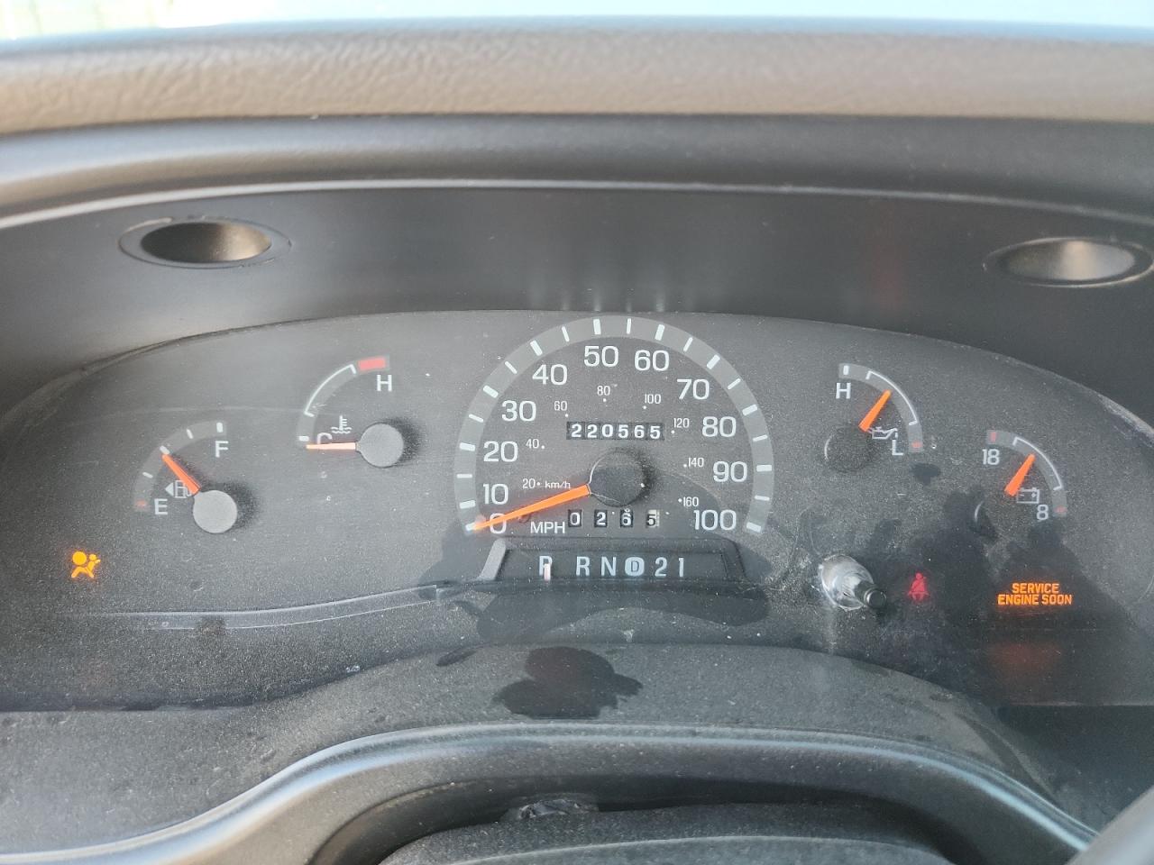 2001 Ford Econoline E250 Van VIN: 1FTNE24L61HB03675 Lot: 91250695