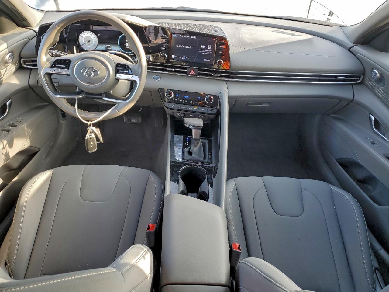 2022 Hyundai Elantra Sel VIN: 5NPLN4AG5NH082027 Lot: 94220205