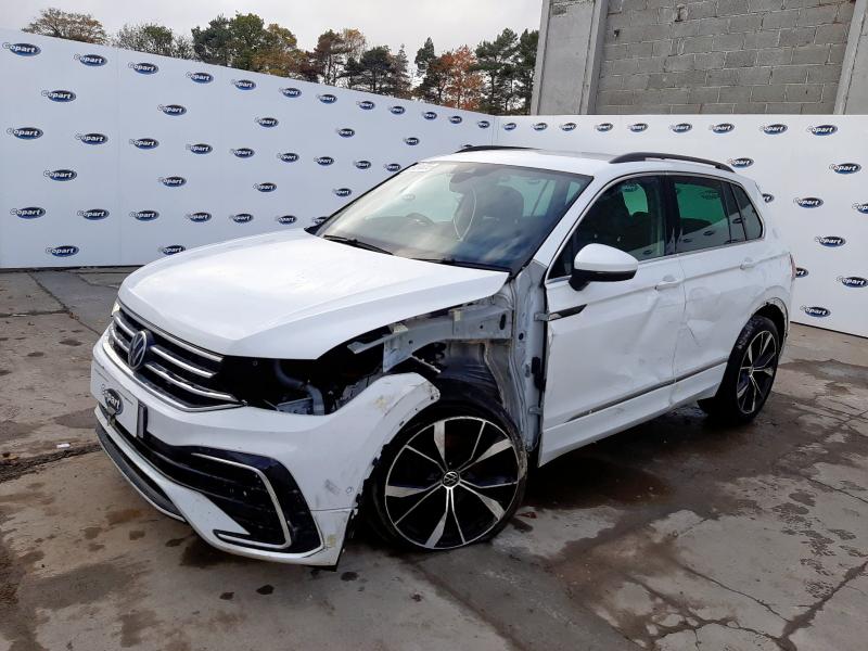 2023 VOLKSWAGEN TIGUAN 2.0 TDI R-LINE 5DR DSG for sale at Copart WOLVERHAMPTON