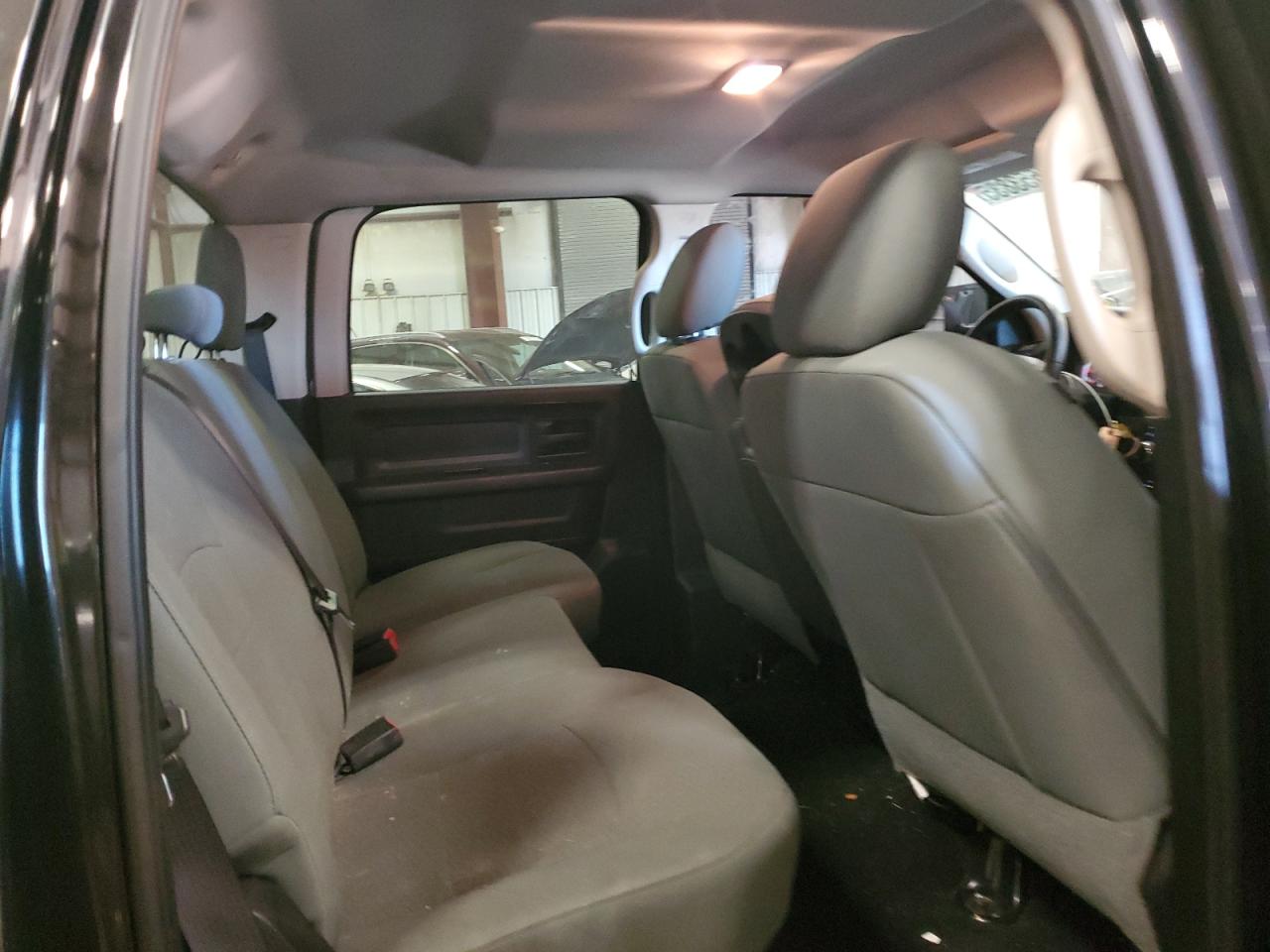 2015 Ram 1500 St VIN: 3C6RR7KT1FG700196 Lot: 92653835