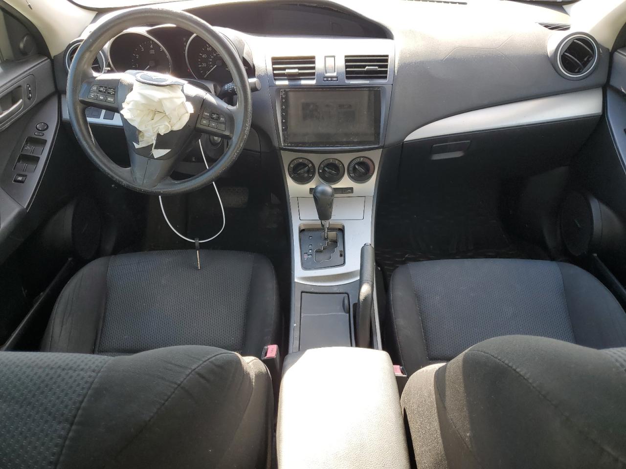 2011 Mazda 3 I VIN: JM1BL1VGXB1380425 Lot: 92133465