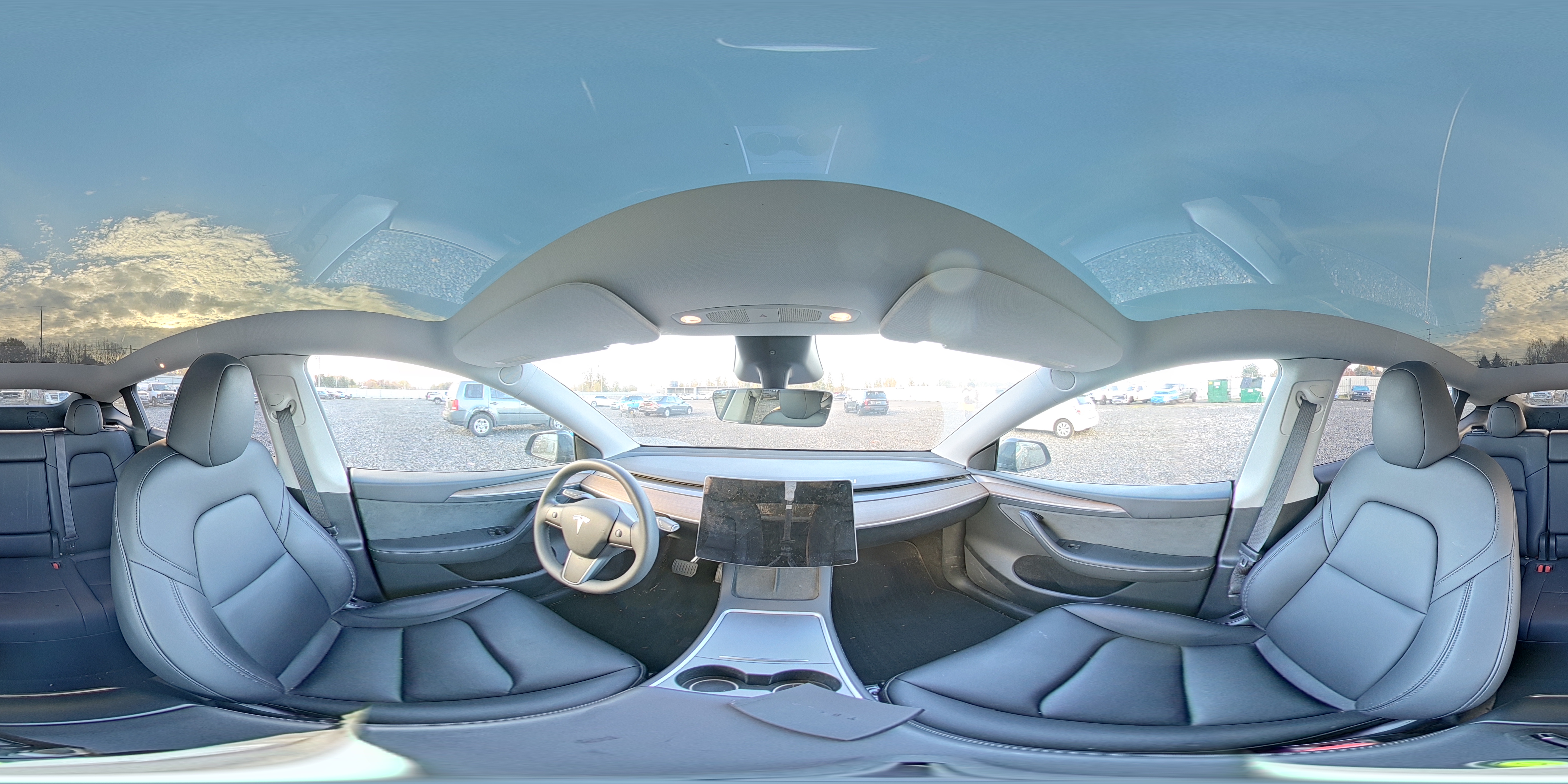 2024 Tesla Model Y VIN: 7SAYGDEE5RF163383 Lot: 92248175