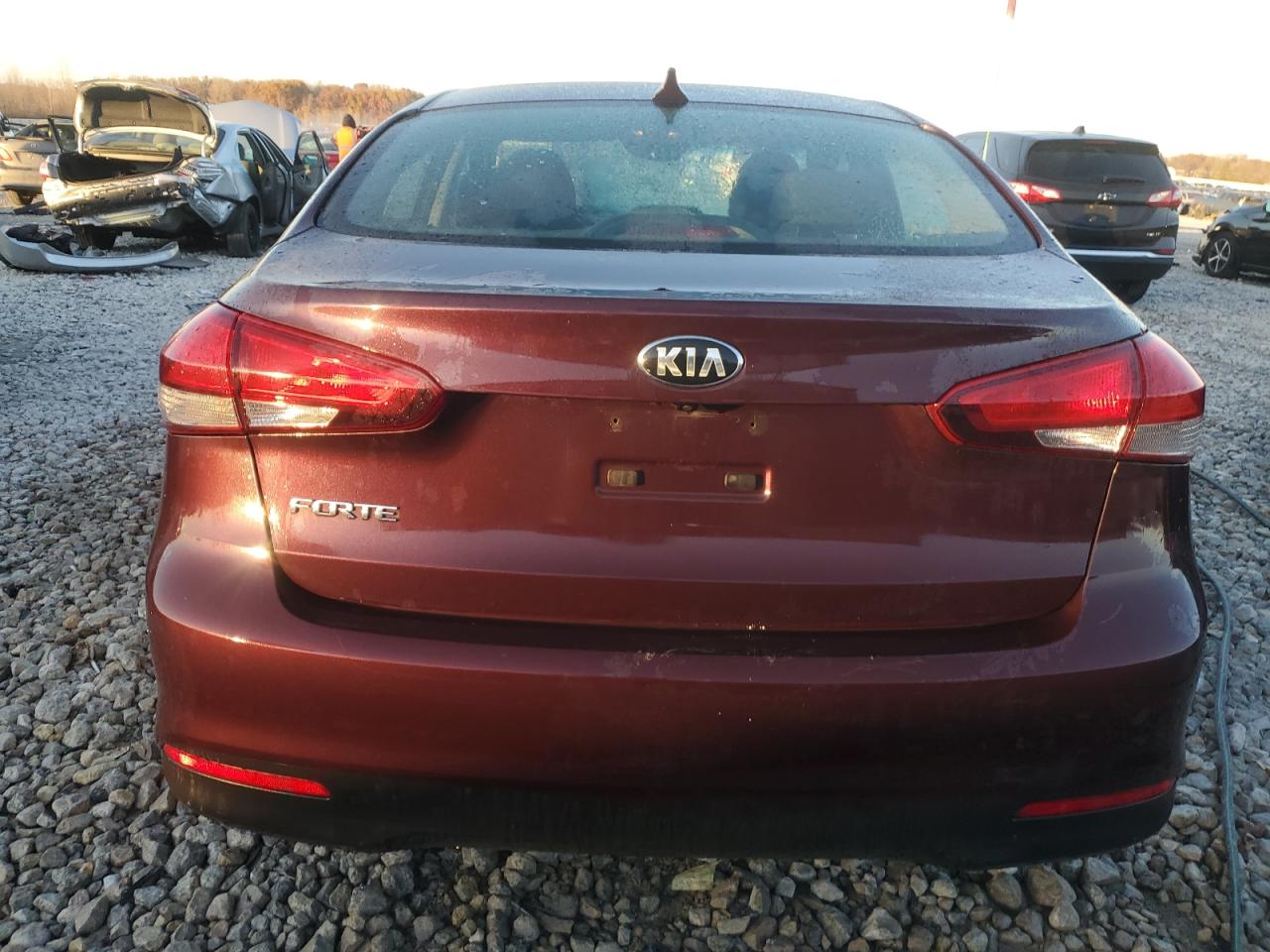2017 Kia Forte Lx VIN: 3KPFL4A79HE156142 Lot: 91884175