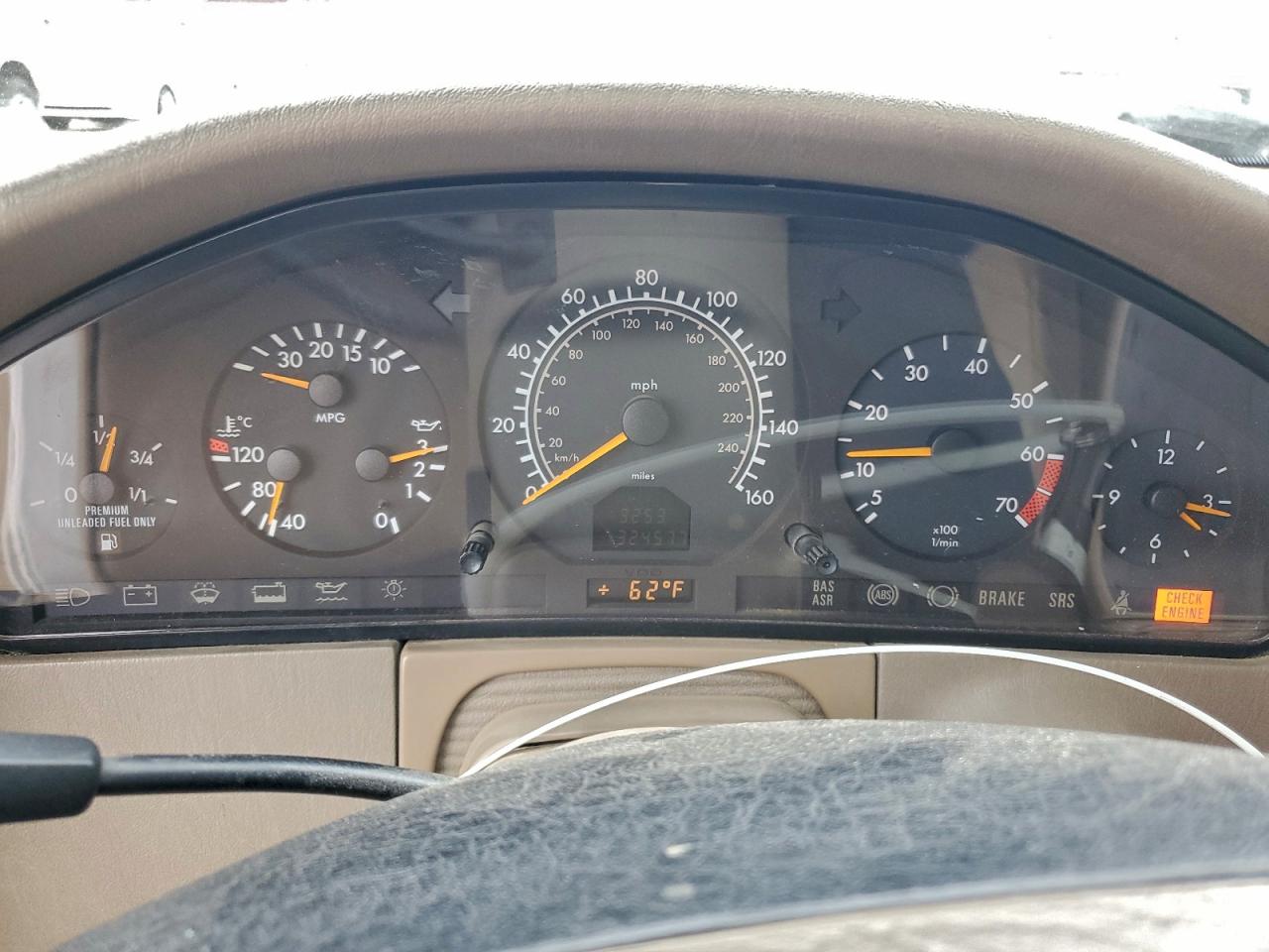 1998 Mercedes-Benz S 420 VIN: WDBGA43G2WA390211 Lot: 93991285