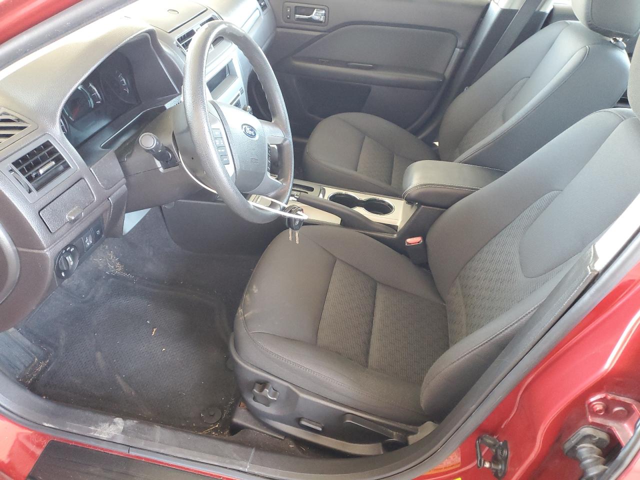 2010 Ford Fusion Se VIN: 3FAHP0HA5AR355166 Lot: 92420575