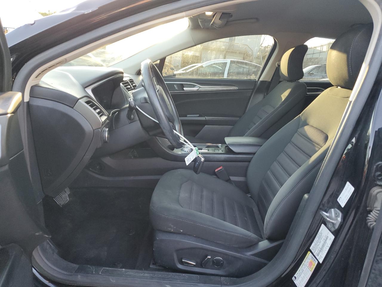 2017 Ford Fusion Se VIN: 3FA6P0H7XHR164266 Lot: 91956885