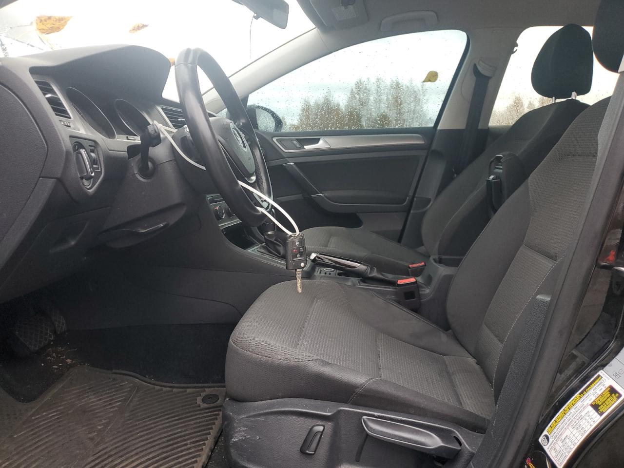 2017 Volkswagen Golf S VIN: 3VW217AU3HM062353 Lot: 92026205