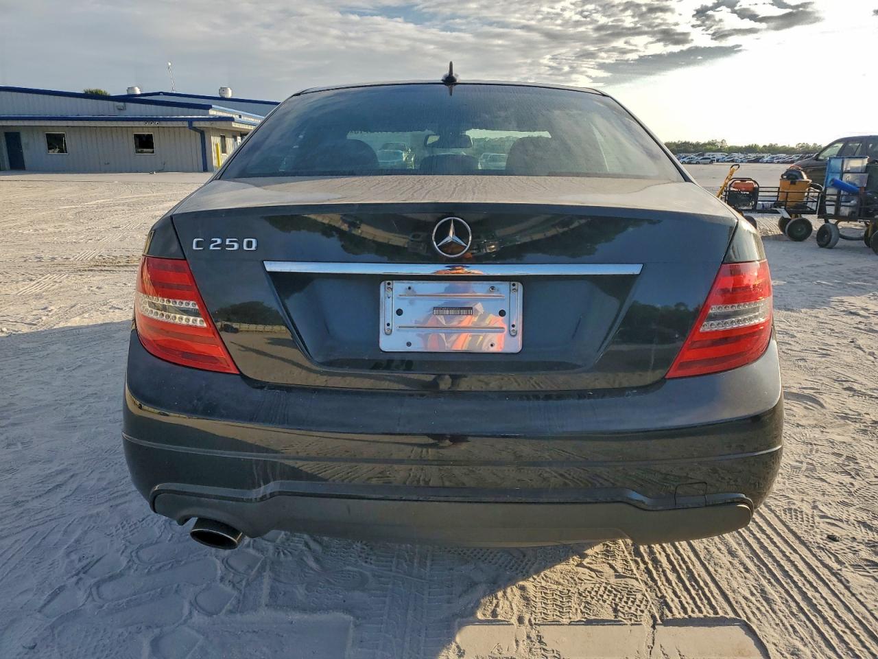 2014 Mercedes-Benz C 250 VIN: WDDGF4HB0EA938226 Lot: 94472715