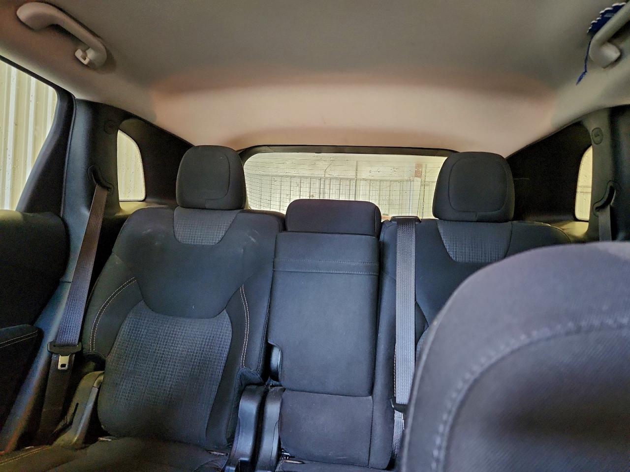 2015 Jeep Cherokee Latitude VIN: 1C4PJLCB9FW536770 Lot: 93340295