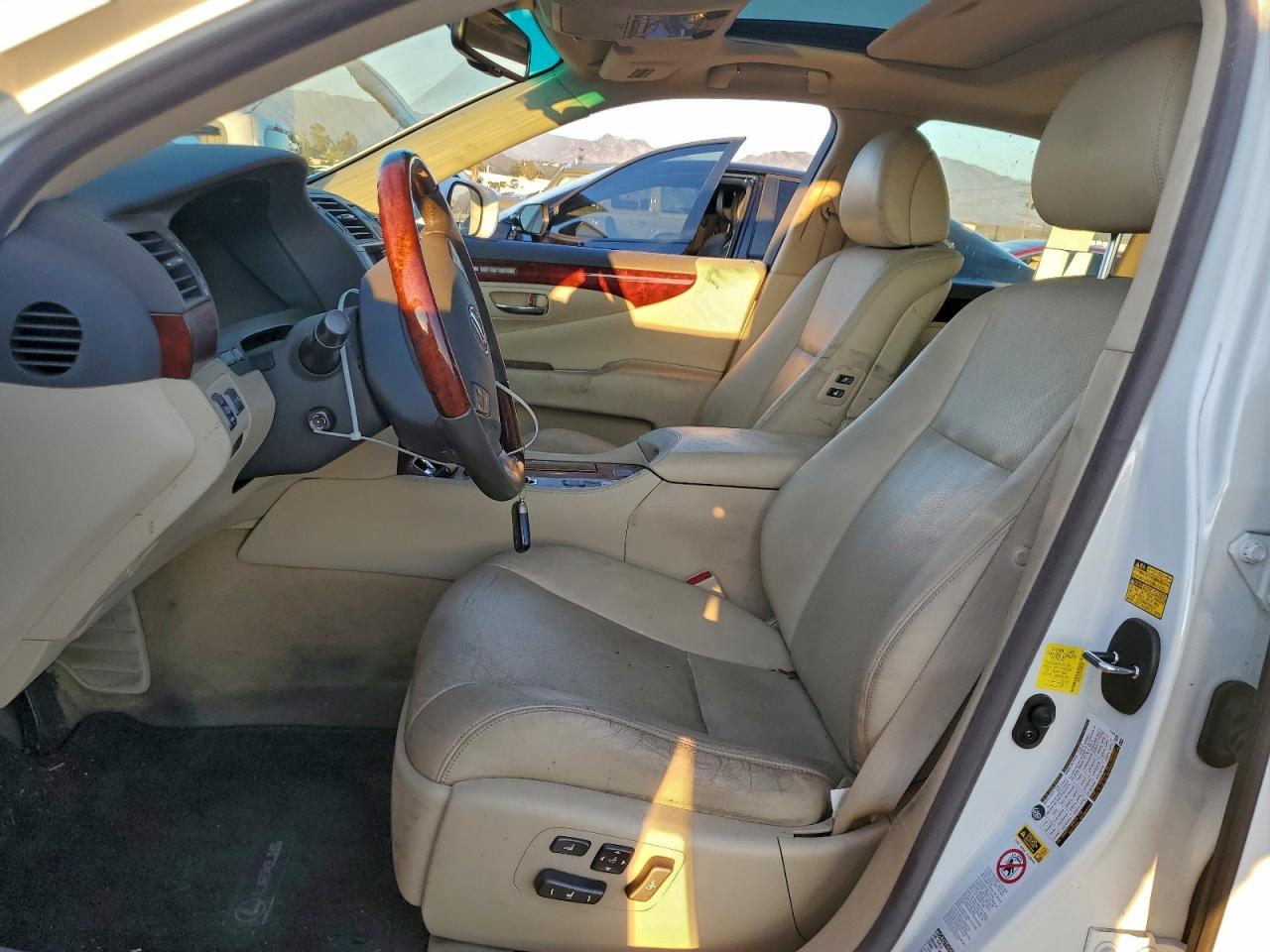 2012 Lexus Ls 460 VIN: JTHCL5EF5C5012567 Lot: 93962805