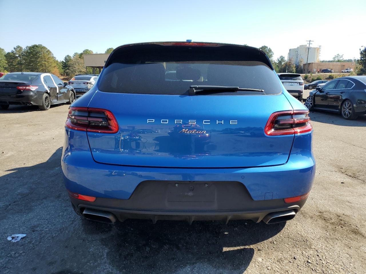 2018 Porsche Macan VIN: WP1AA2A57JLB18911 Lot: 91407405