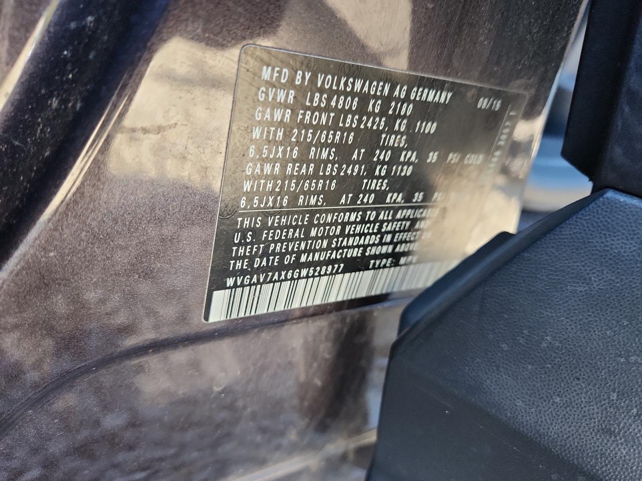 2016 Volkswagen Tiguan S VIN: WVGAV7AX6GW528977 Lot: 92829415