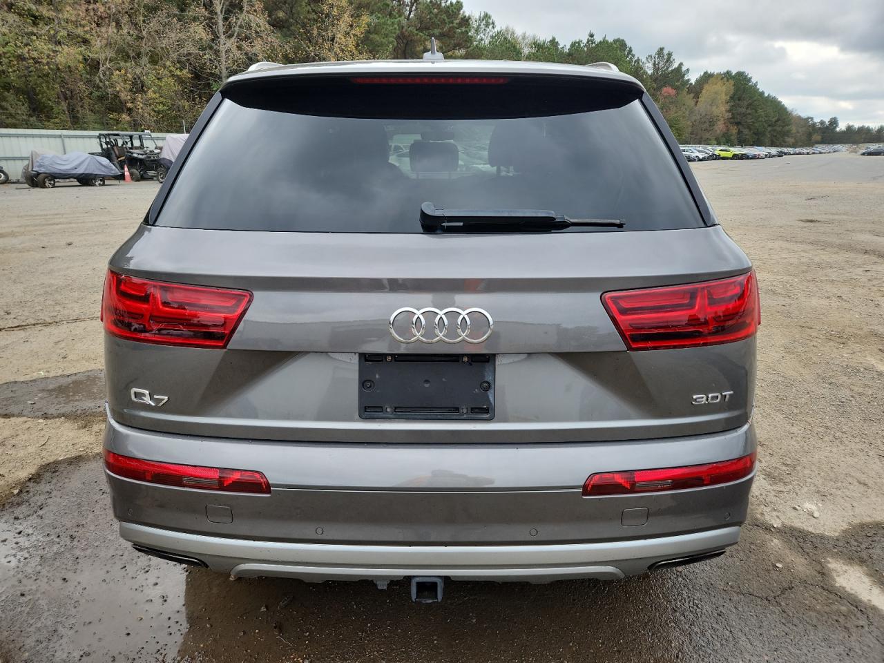 2017 Audi Q7 Premium Plus VIN: WA1LAAF73HD024361 Lot: 93877305