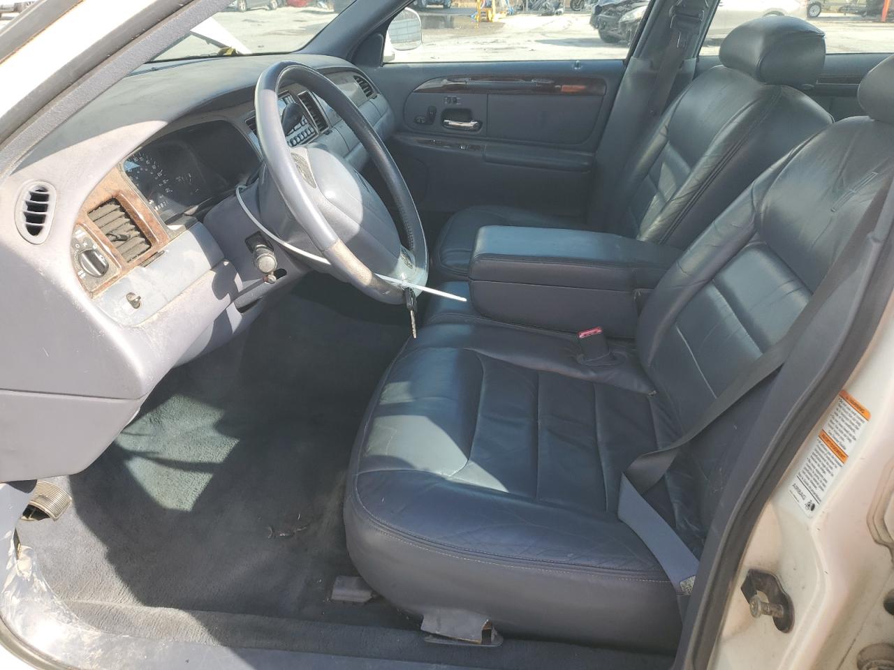 1999 Lincoln Town Car Signature VIN: 1LNHM82W5XY639893 Lot: 93218665