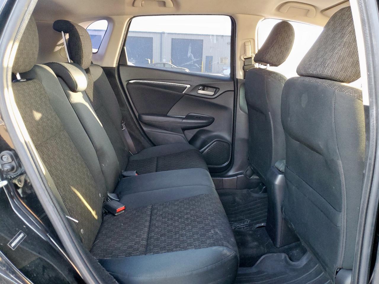 2016 Honda Fit Lx VIN: JHMGK5H58GX026612 Lot: 92034445