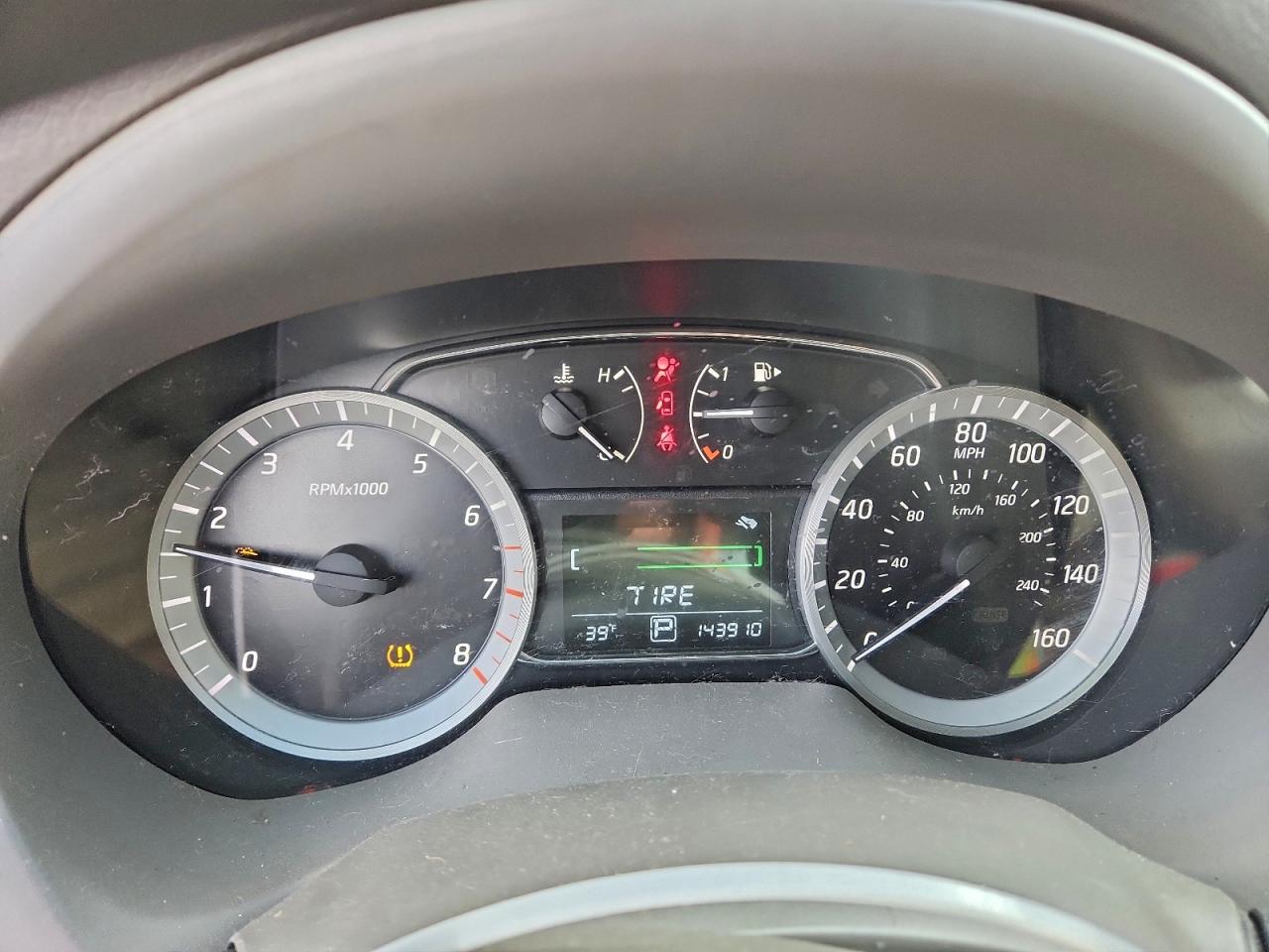 2014 Nissan Sentra S VIN: 3N1AB7AP1EY233677 Lot: 94357645