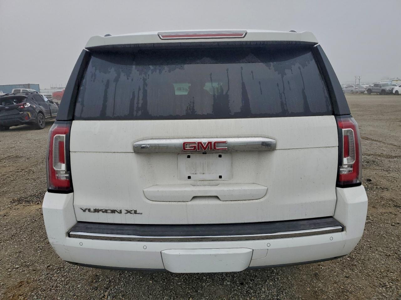 2015 GMC Yukon Xl Denali VIN: 1GKS1JKJ3FR282242 Lot: 94382995