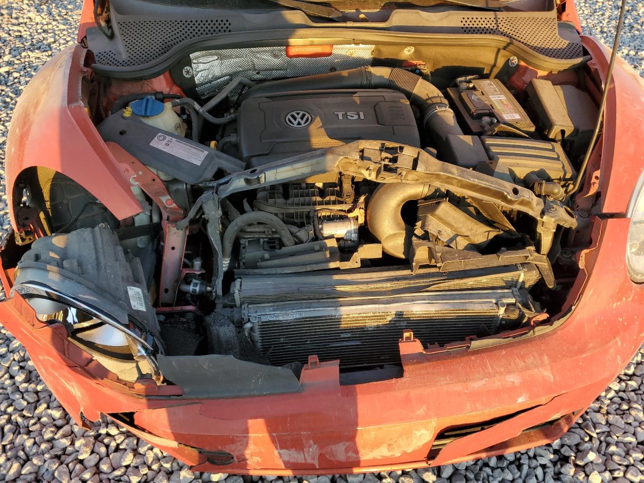 2016 Volkswagen Beetle 1.8T VIN: 3VWF17AT9GM608600 Lot: 92997455