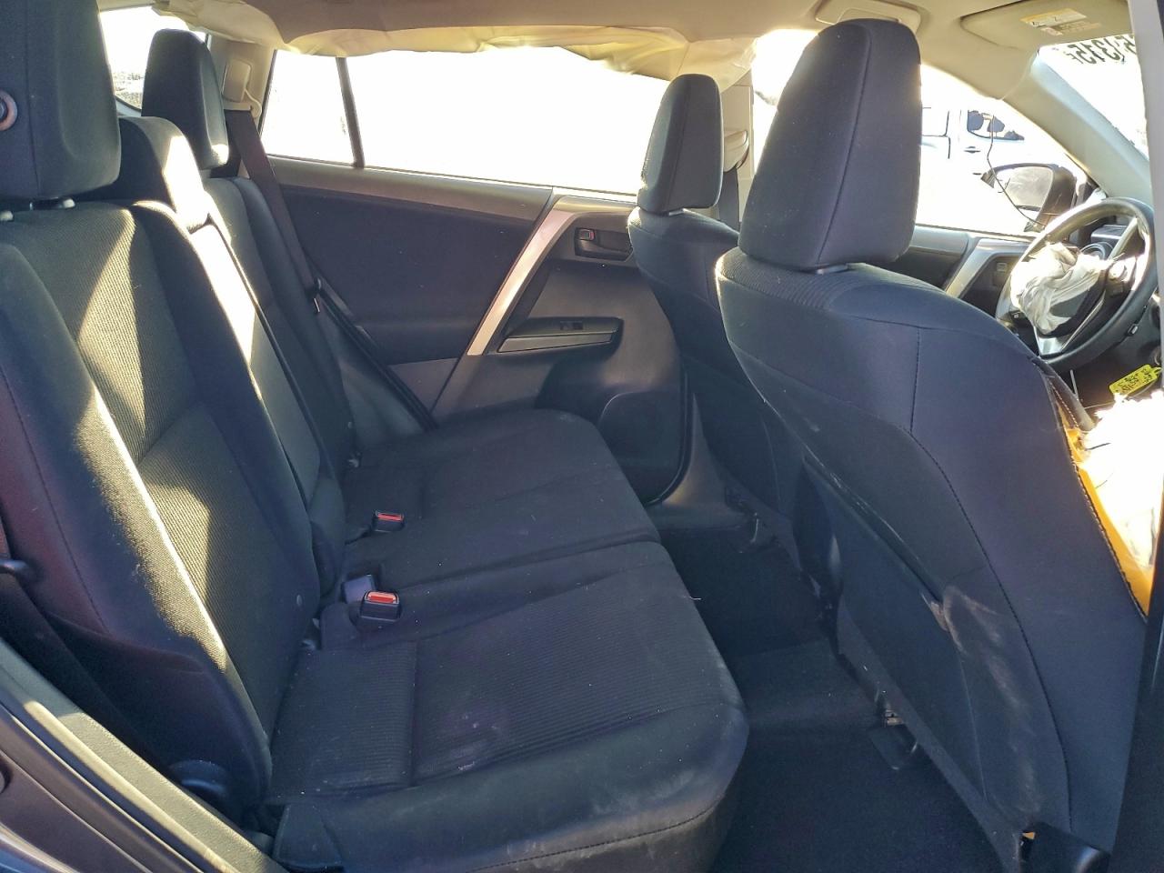 2017 Toyota Rav4 Le VIN: JTMBFREV8HJ146815 Lot: 94658315