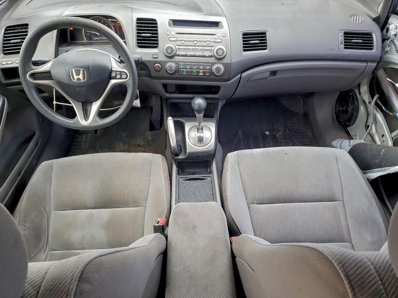 2009 Honda Civic Lx VIN: 19XFA16509E021712 Lot: 92105145