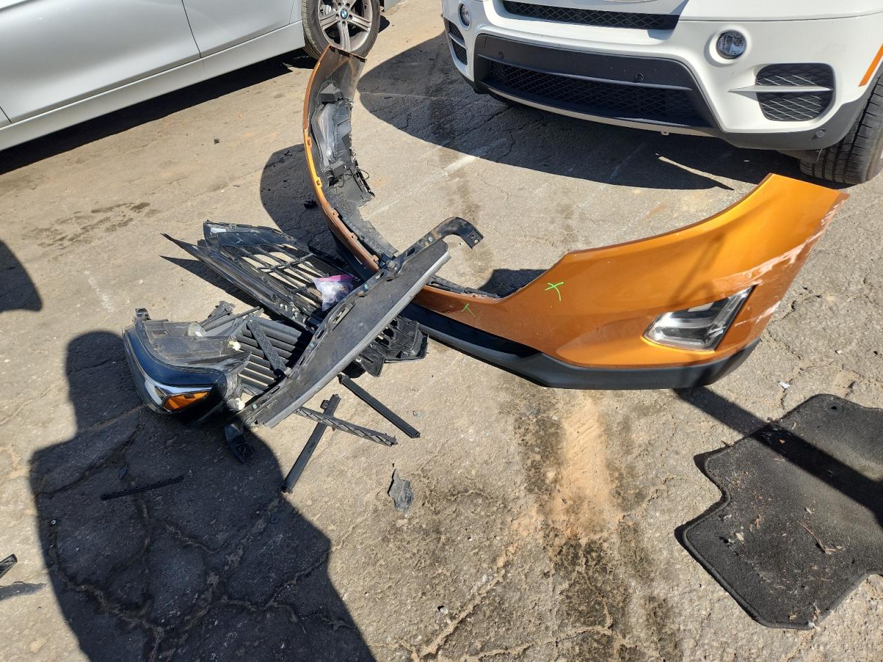 2019 Chevrolet Equinox Lt VIN: 2GNAXKEV0K6145511 Lot: 92690885