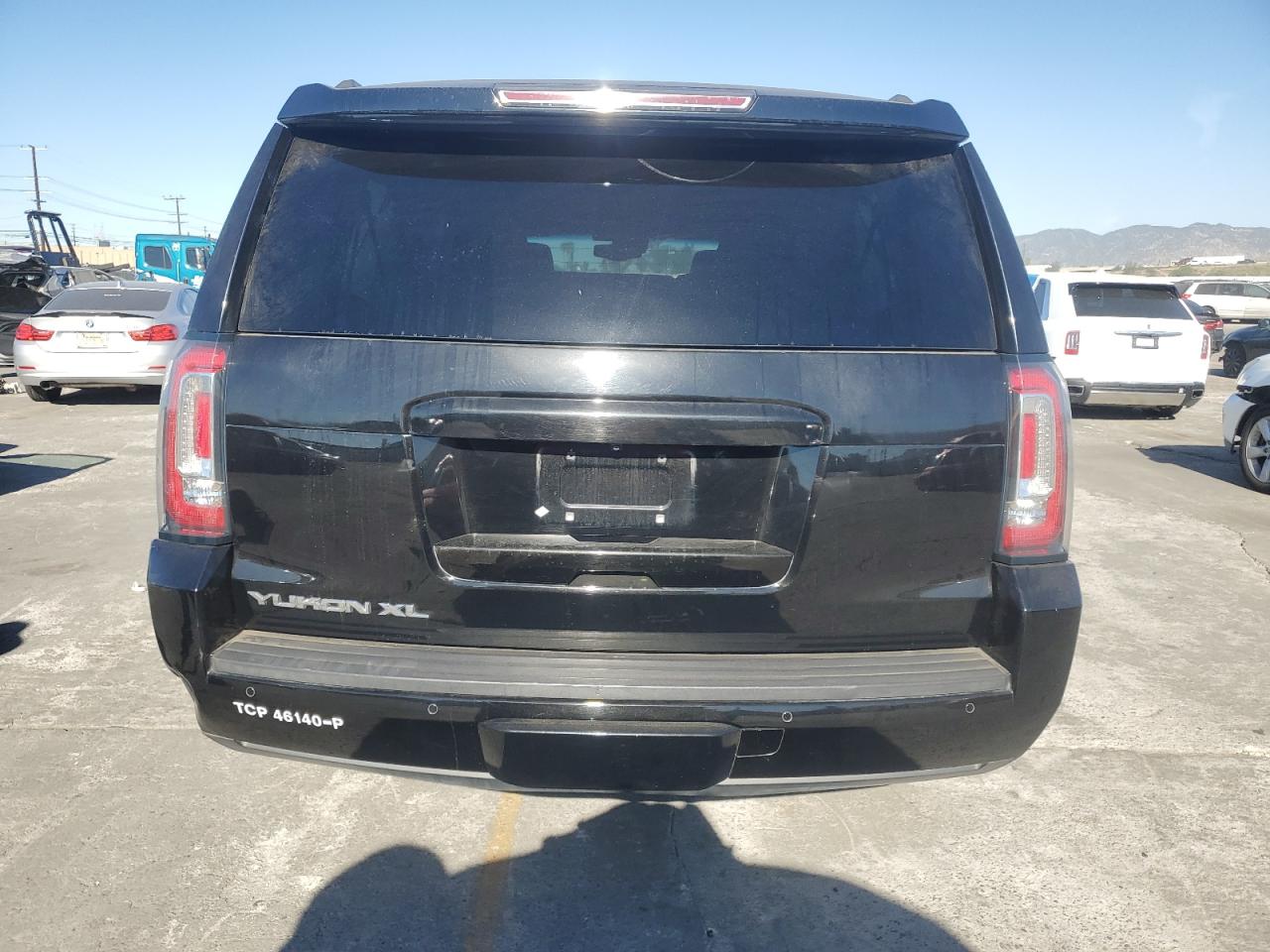 2019 GMC Yukon Xl C1500 Slt VIN: 1GKS1GKC1KR336054 Lot: 92064365