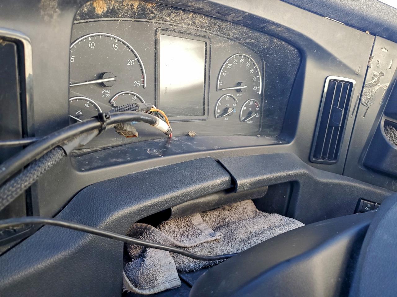 2023 Freightliner Cascadia 1 VIN: 3AKJHHDR2PSNV9642 Lot: 94373225