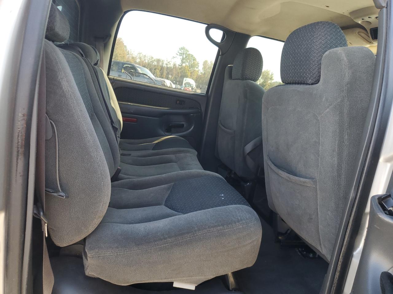 2004 Chevrolet Avalanche C1500 VIN: 3GNEC12T24G115461 Lot: 92614495