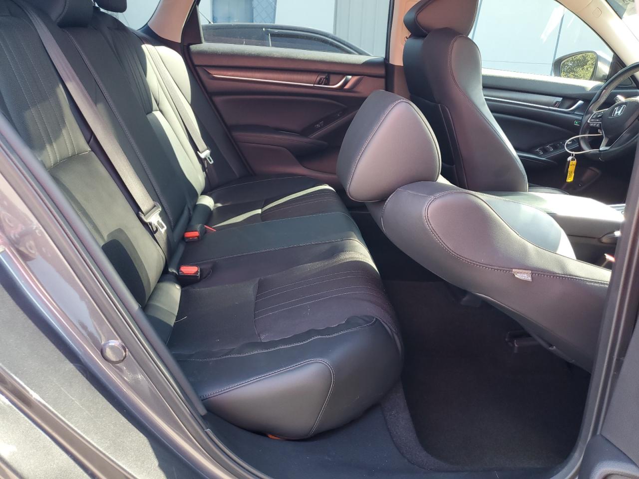 2018 Honda Accord Touring VIN: 1HGCV1F94JA090759 Lot: 92619905